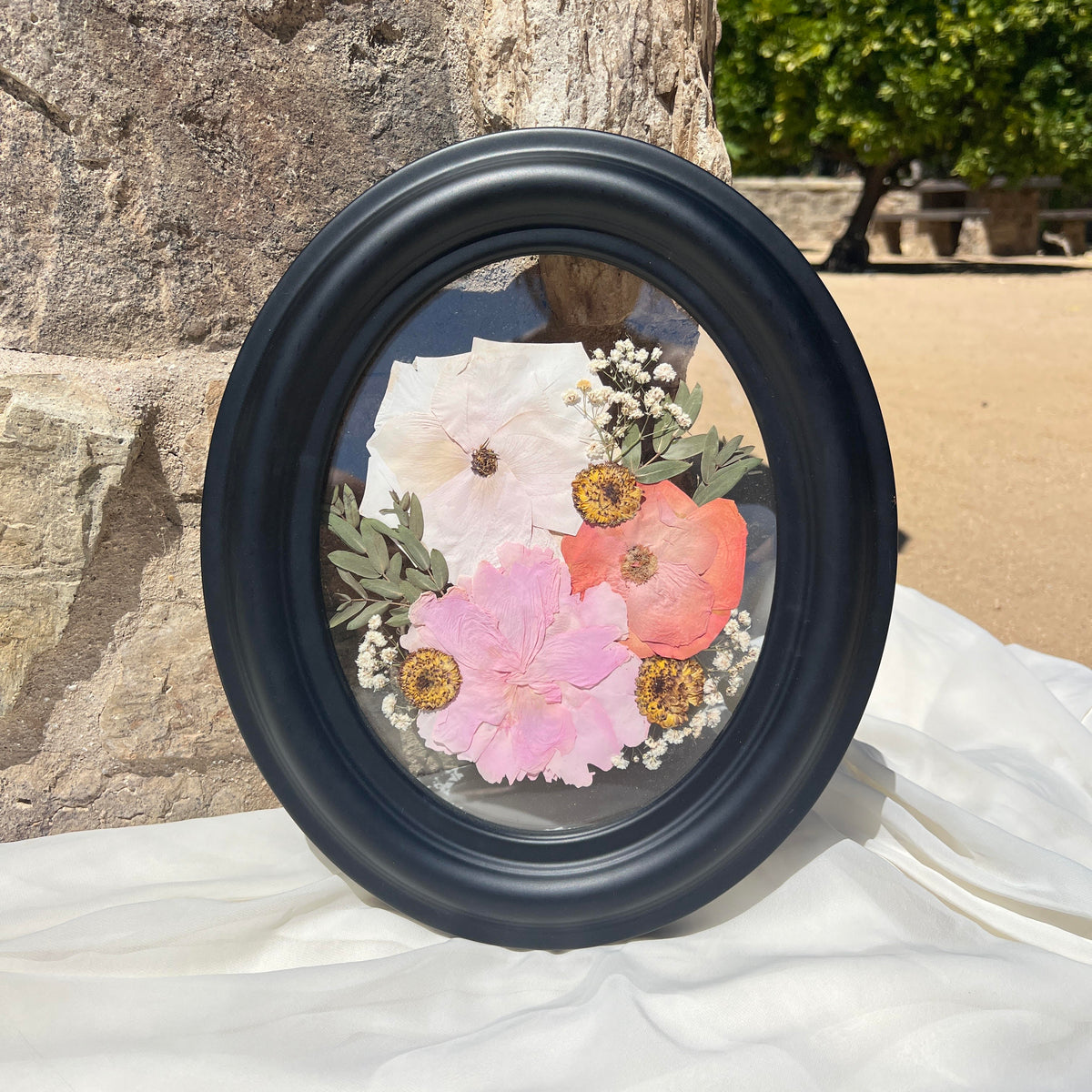 Oval Pressed Flower Frames